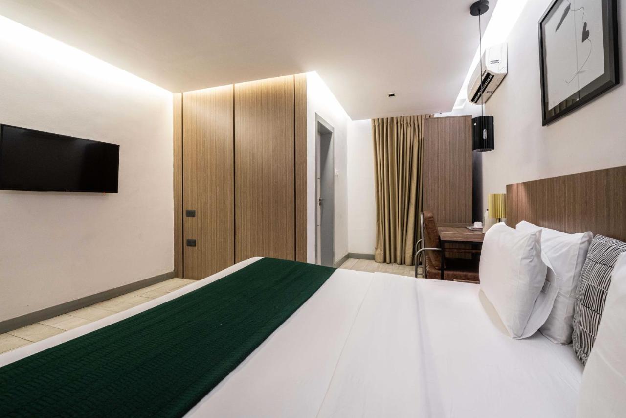เดอะ โบโรช์ ลากอส Hotel เลกกี ภายนอก รูปภาพ