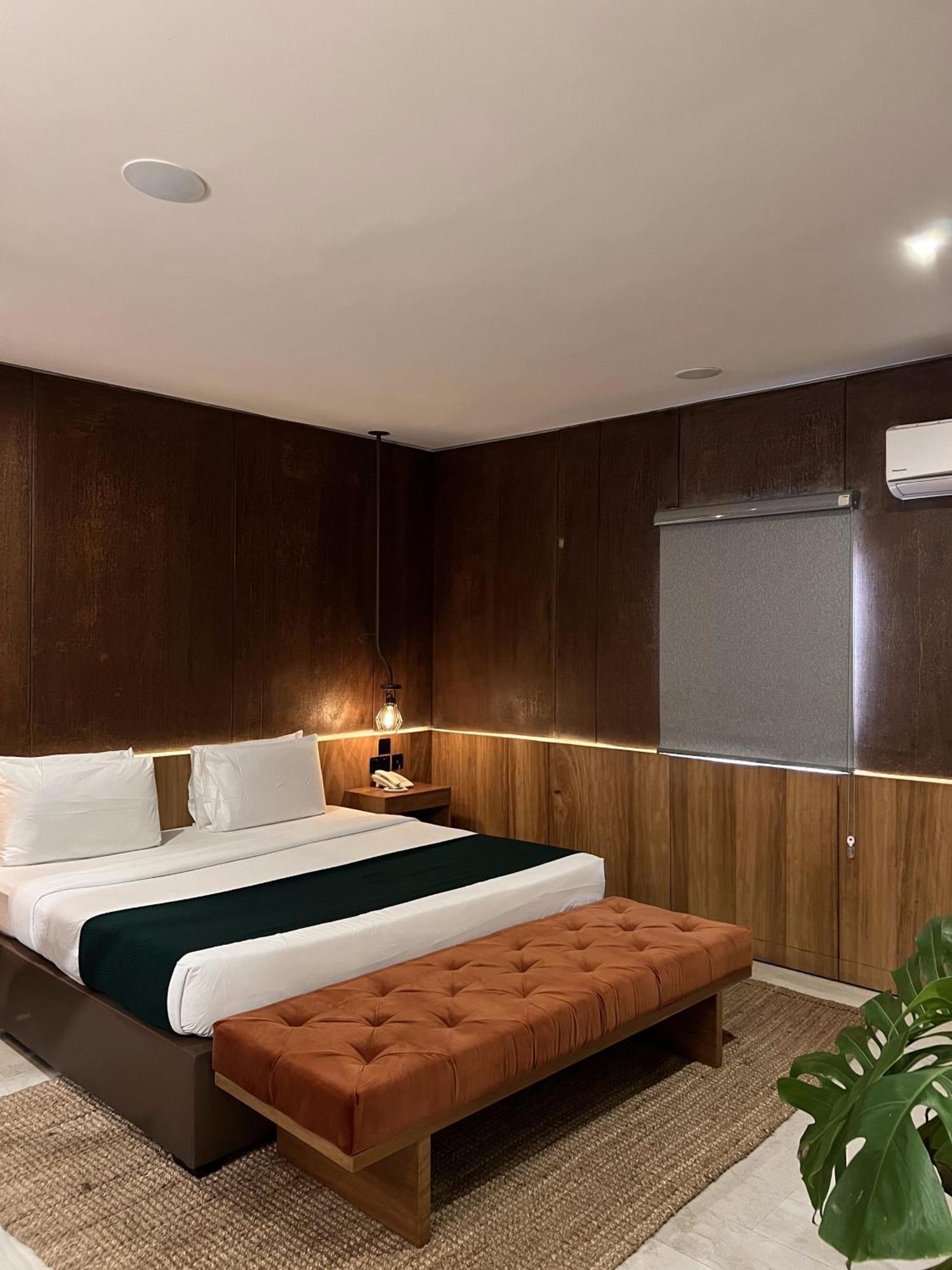 เดอะ โบโรช์ ลากอส Hotel เลกกี ภายนอก รูปภาพ